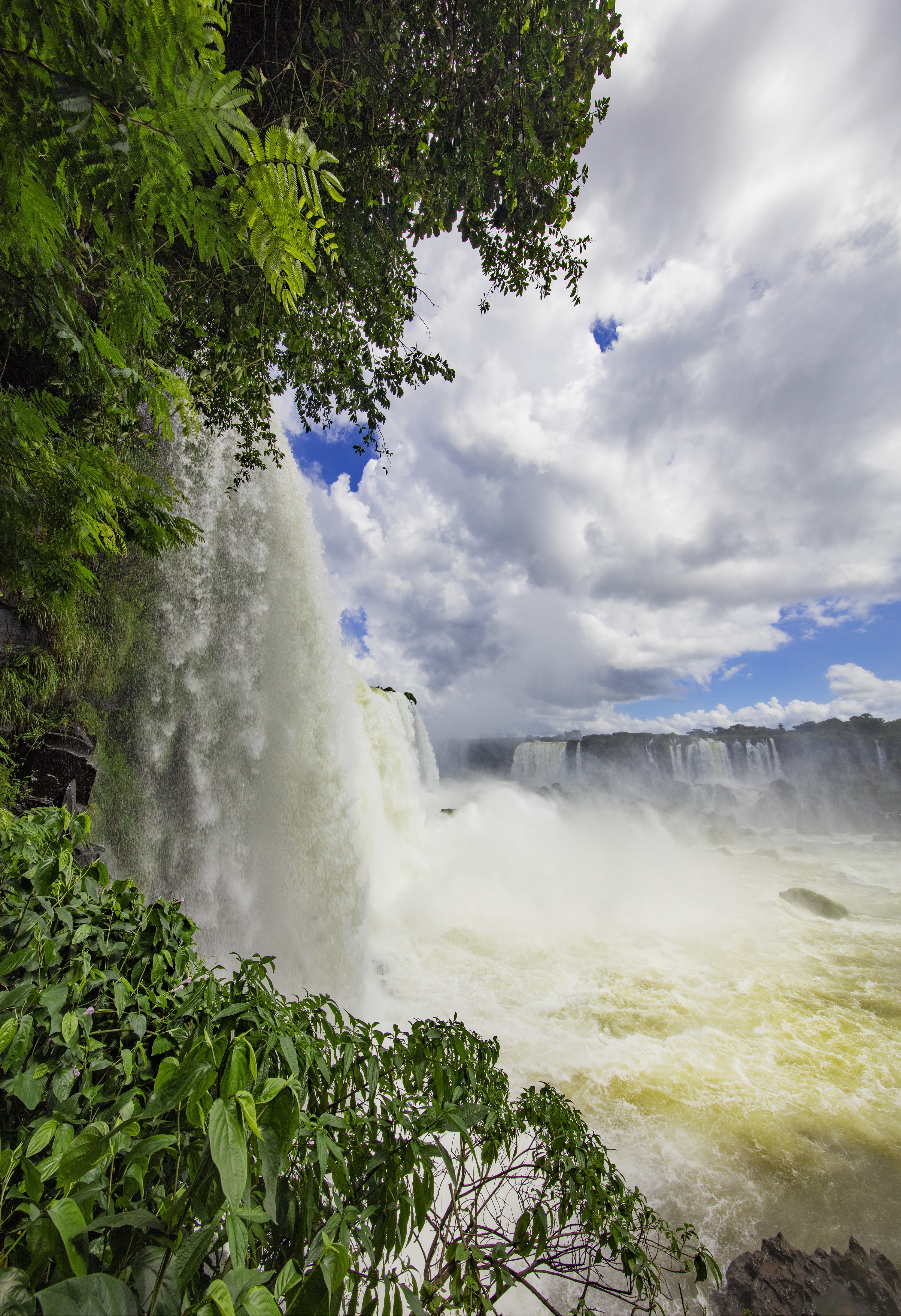 Anthony Horth, Iguazu Falls Anthony Horth, Iguazu Falls