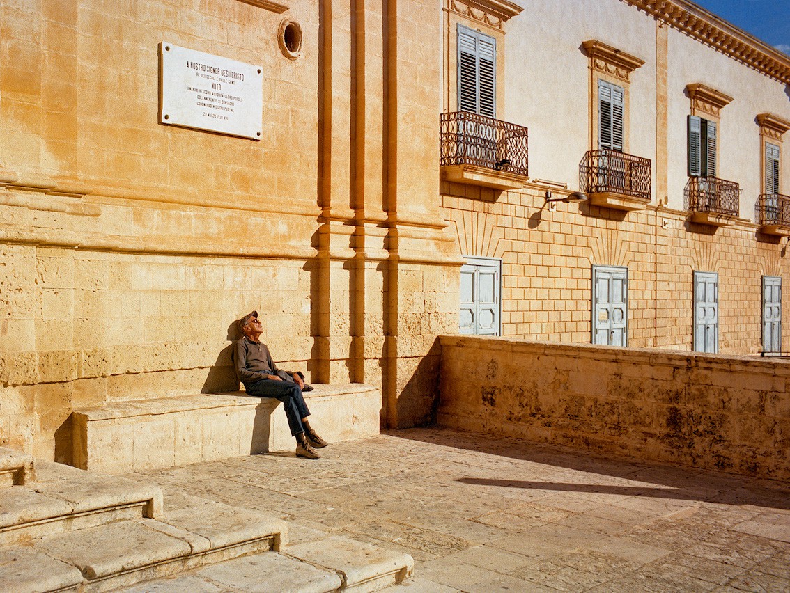 Fabrizio Alzati, The fine art of sunbathing II Fabrizio Alzati, The fine art of sunbathing II