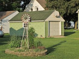 Photographie, Backyard and Garage, Iowa USA, Dennis Church
