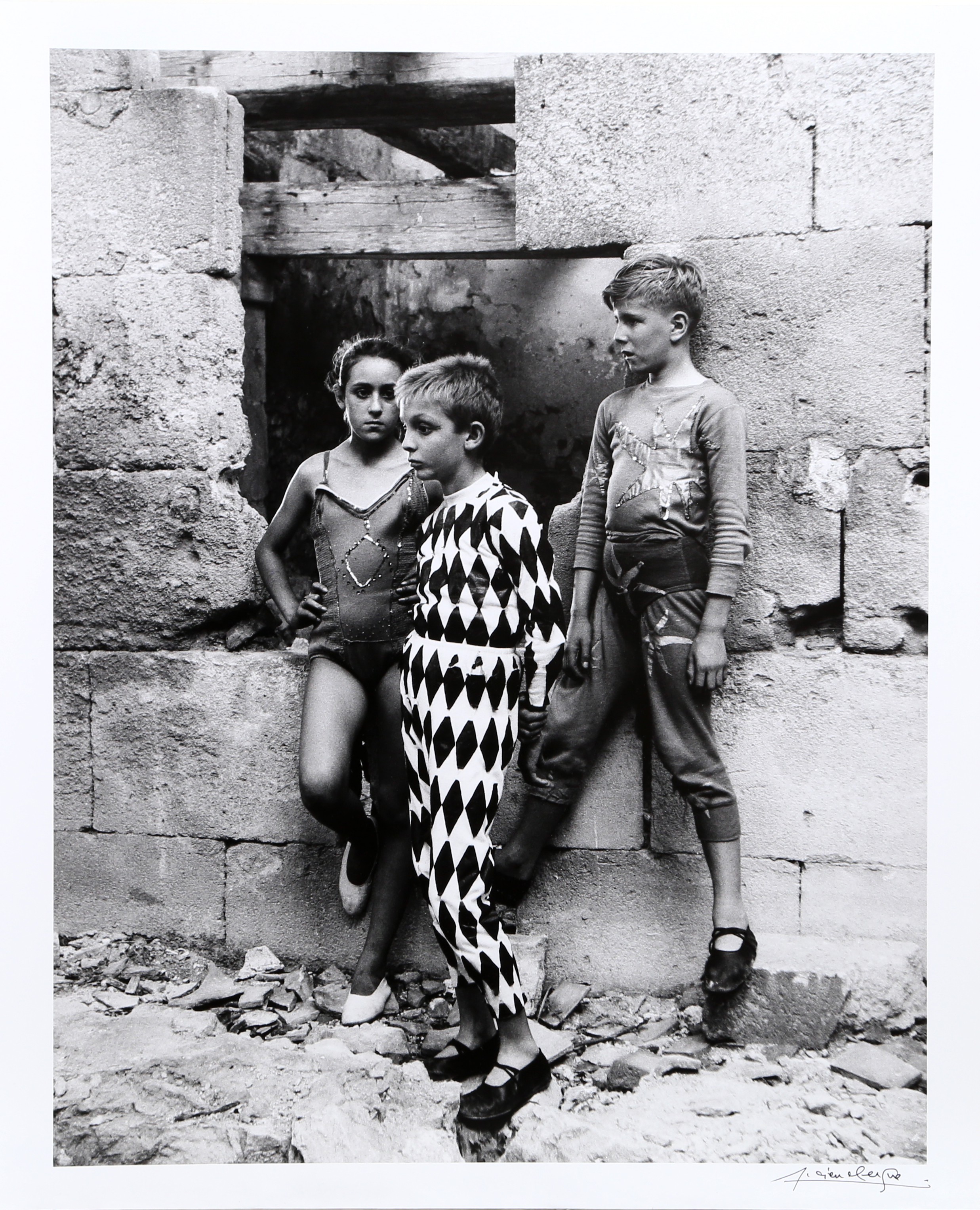 Lucien Clergue, Trio de Saltimbanques, Arles Lucien Clergue, Trio de Saltimbanques, Arles