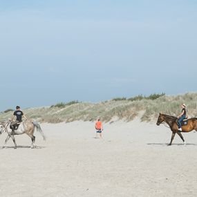 Fotografien, Nomadas on the beach I, Shengqi Tang