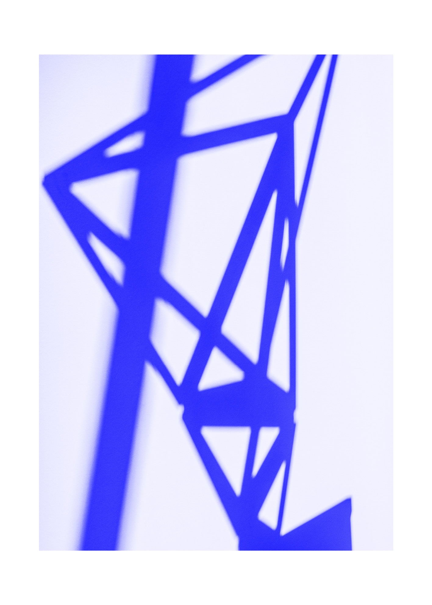 Claire Giraudeau, Urbain brutalisme, Bleu Majorelle - Photographie digigraphie Claire Giraudeau, Urbain brutalisme, Bleu Majorelle - Photographie digigraphie