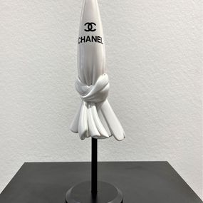 Parasol de deauville Chanel, Julien Sartkis