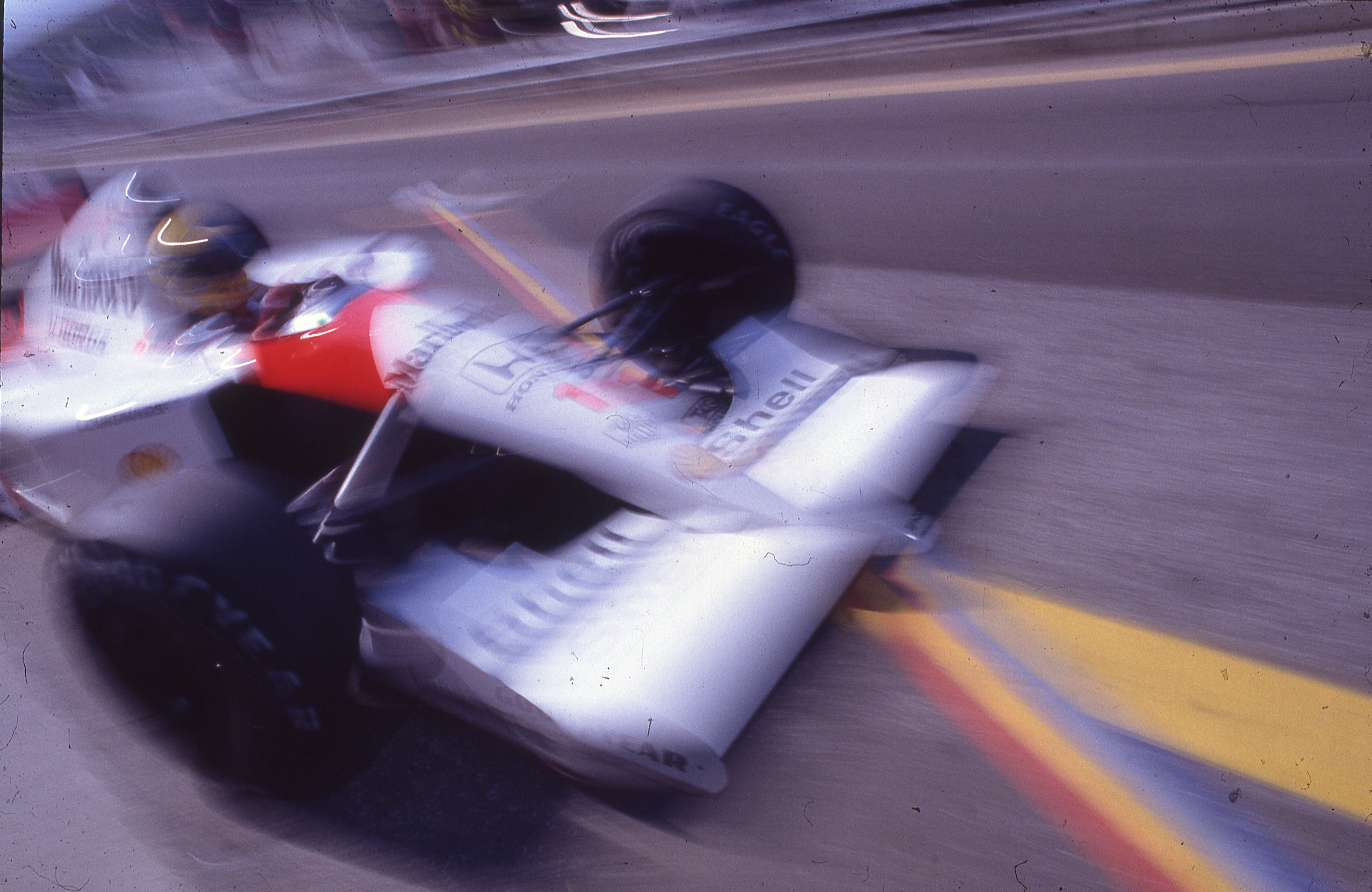 Dominique Leroy, Flou sur Ayrton Senna McLaren Dominique Leroy, Flou sur Ayrton Senna McLaren