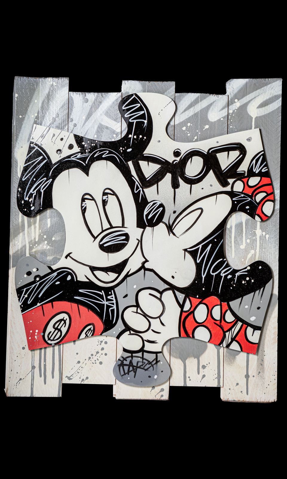 DN, Mickey and Minnie Mouse in Dior Love DN, Mickey and Minnie Mouse in Dior Love