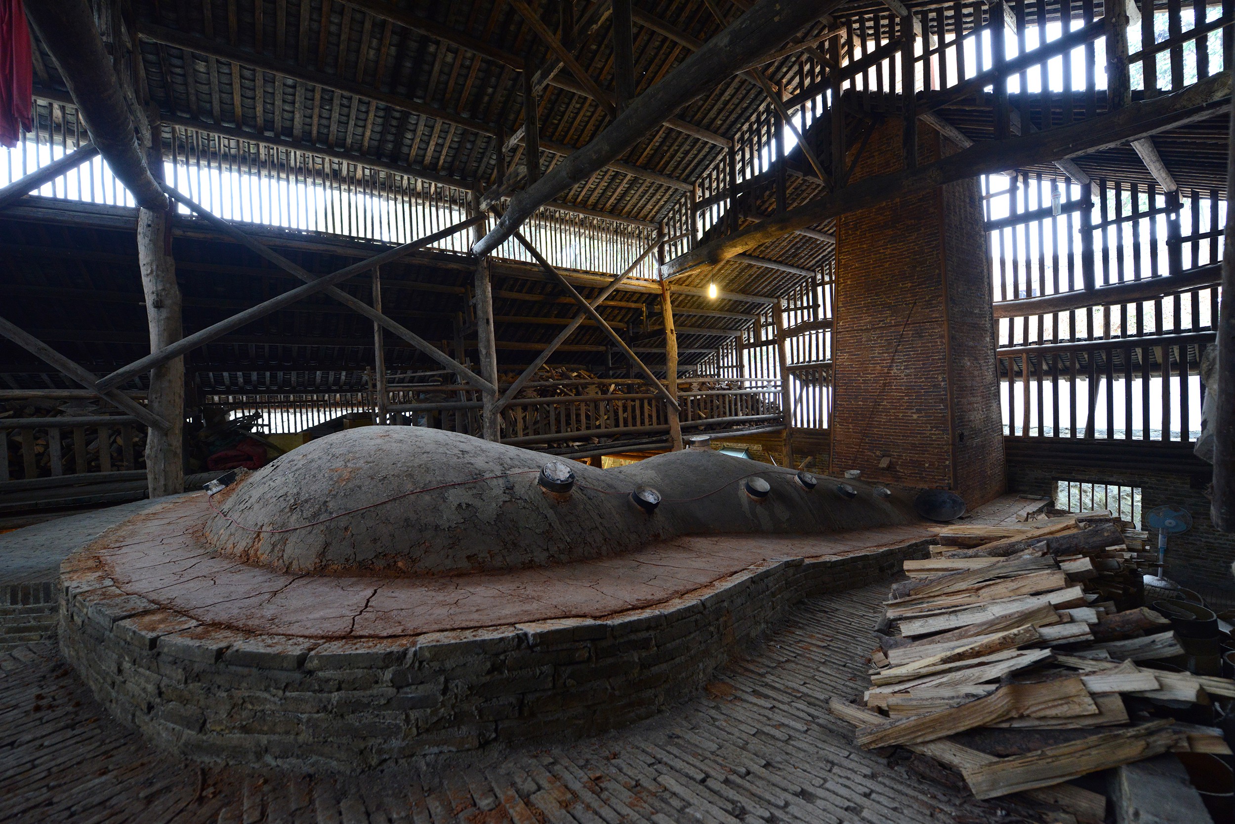 Feng Hatat, JingDeZhen atelier I Feng Hatat, JingDeZhen atelier I