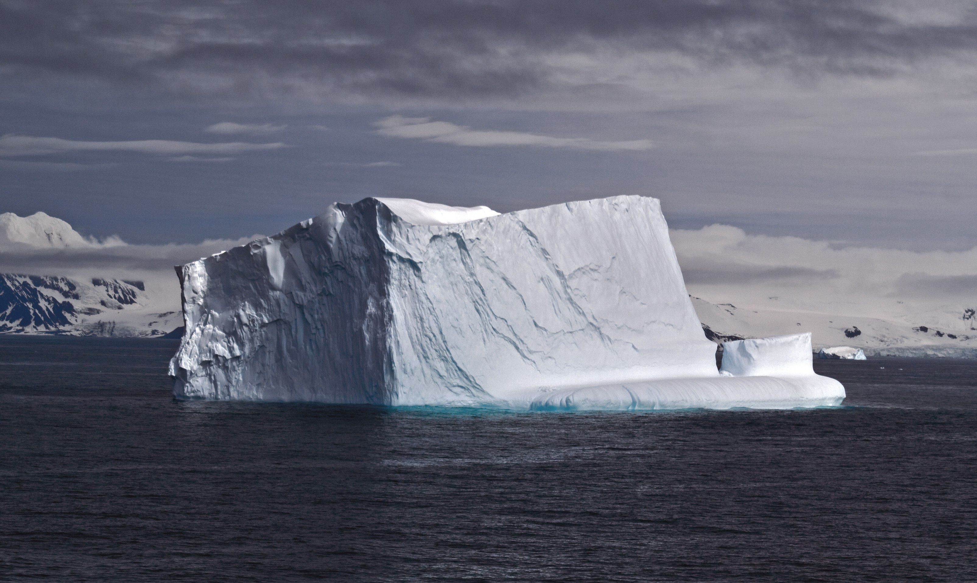 Anthony Horth, Elephant Island Iceberg Anthony Horth, Elephant Island Iceberg