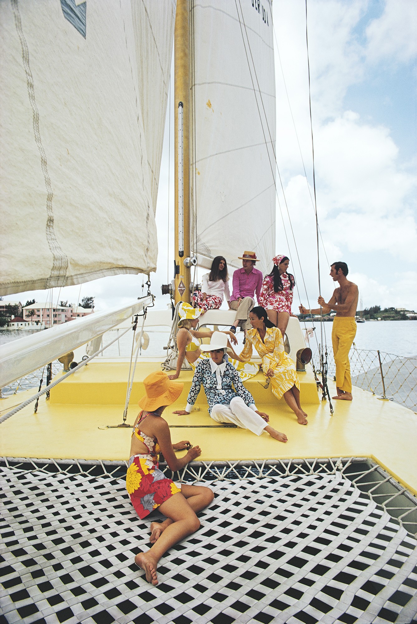 Slim Aarons, A Colourful Crew Slim Aarons, A Colourful Crew