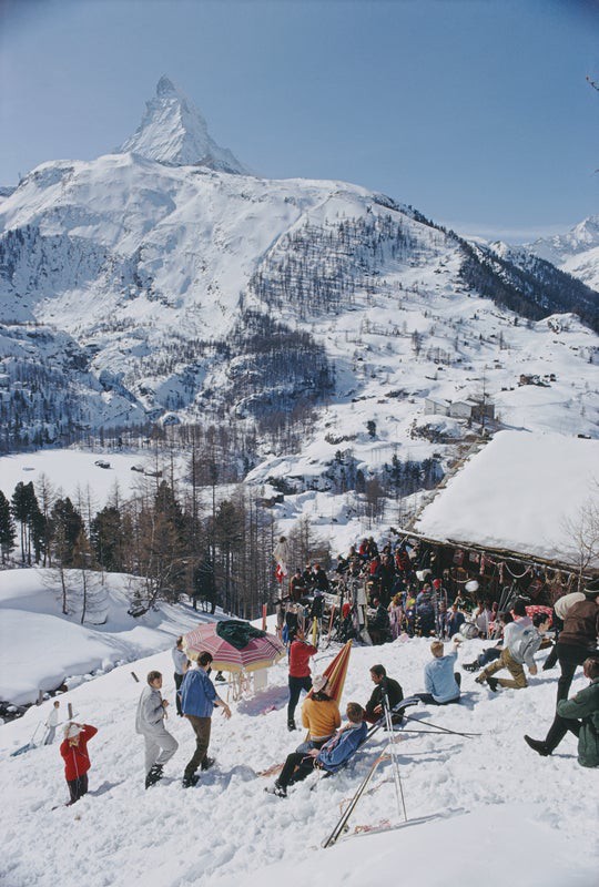 Slim Aarons, Zermatt Skiing Slim Aarons, Zermatt Skiing