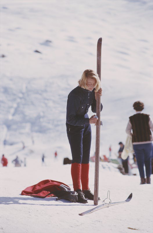 Slim Aarons, Verbier Skier Slim Aarons, Verbier Skier