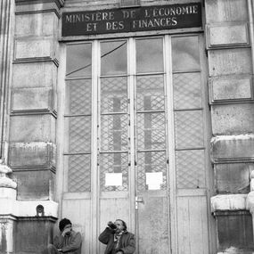 Fotografien, Ministère de l'Economie et des Finances, place du Carrousel, Paris , années 1950-1960, Maurice Bonnel