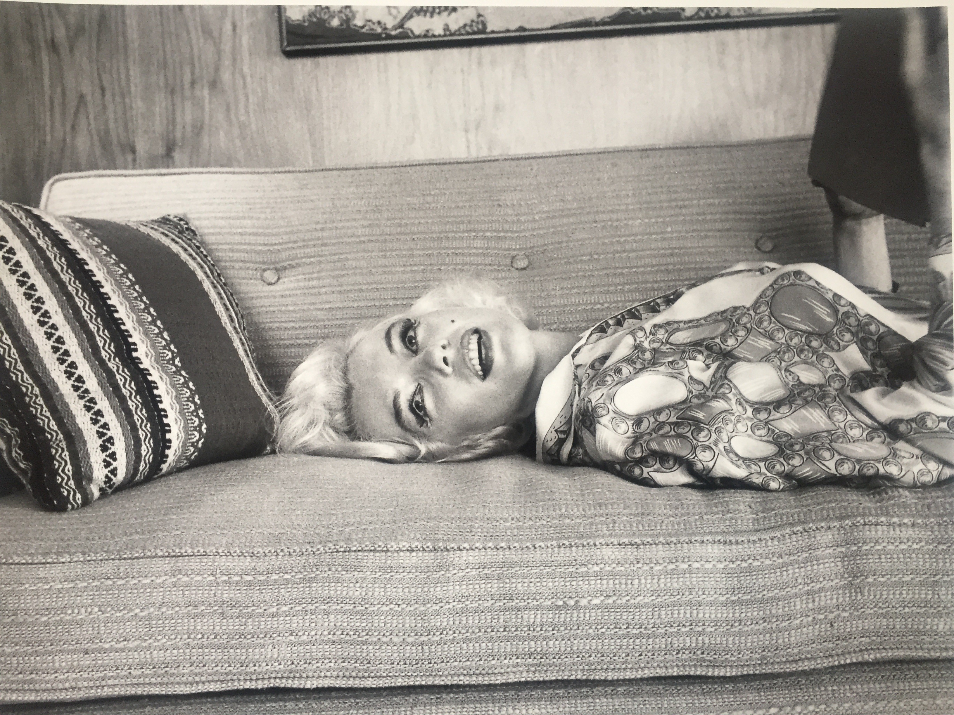 George Barris, Marilyn. Dernière pose à Malibu (1962) George Barris, Marilyn. Dernière pose à Malibu (1962)