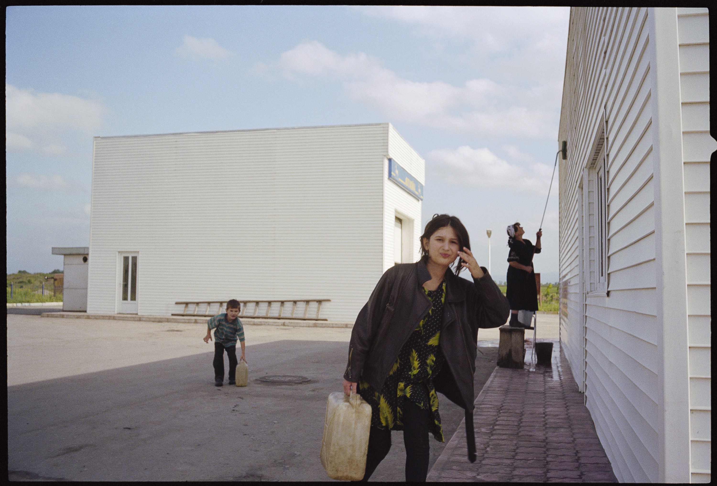 Françoise Spiekermeier, Corvée d'eau, Tchétchénie Françoise Spiekermeier, Corvée d'eau, Tchétchénie