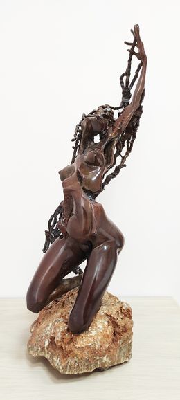 Skulpturen, Woman, Georgi Velikov
