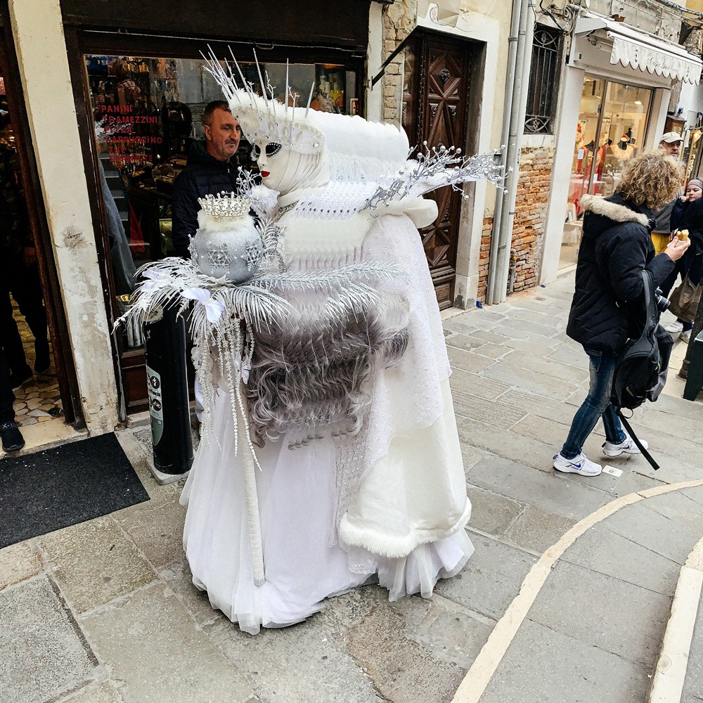 Alan Vouba, #Rrrabbithole Venice Alan Vouba, #Rrrabbithole Venice