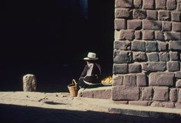 Fotografien, Sitting Woman, Larry Snider