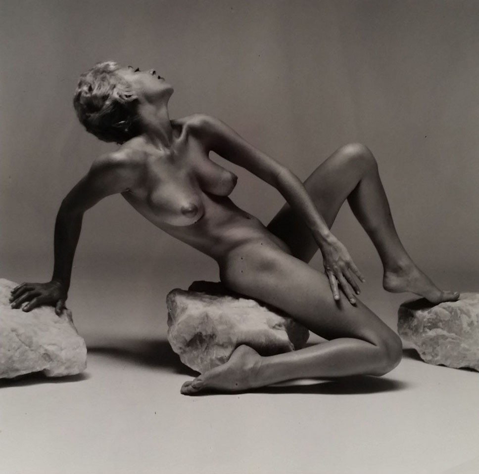 André de Dienes, Nu pose sur pierre André de Dienes, Nu pose sur pierre