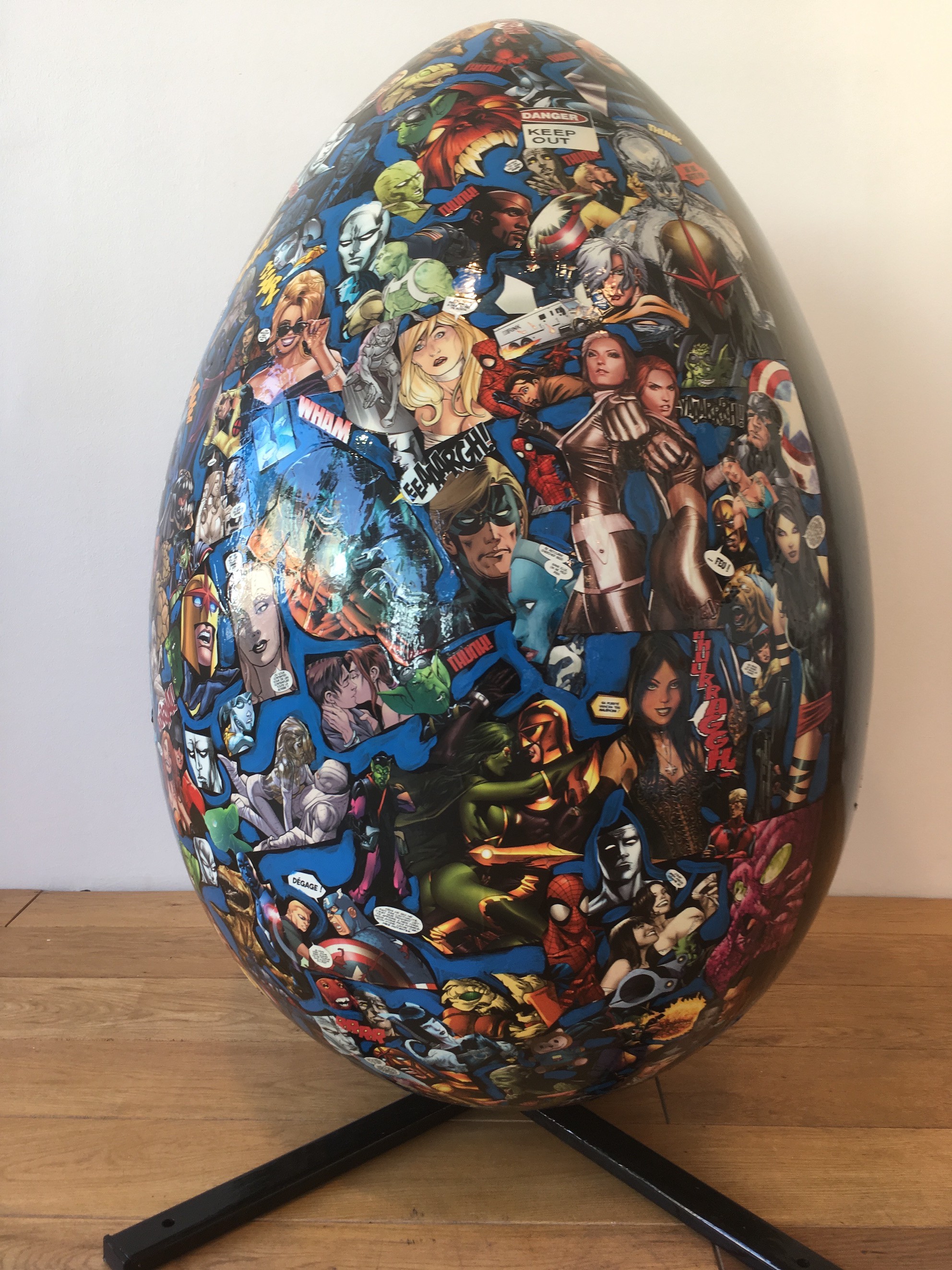 Lee Berthille, Easter egg Lee Berthille, Easter egg
