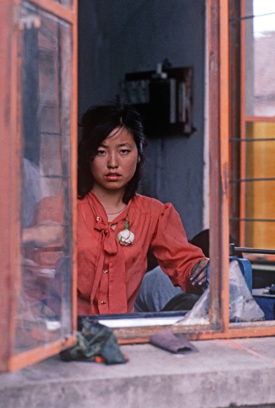 Alain Le Garsmeur, China Girl - Limited Edition Archival Pigment Print Alain Le Garsmeur, China Girl - Limited Edition Archival Pigment Print