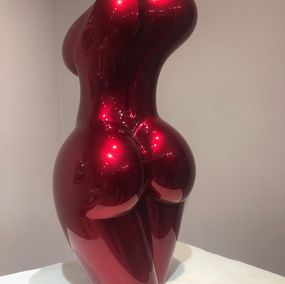 Skulpturen, Bella résine rouge métallisée, Tiziano Sculpteur