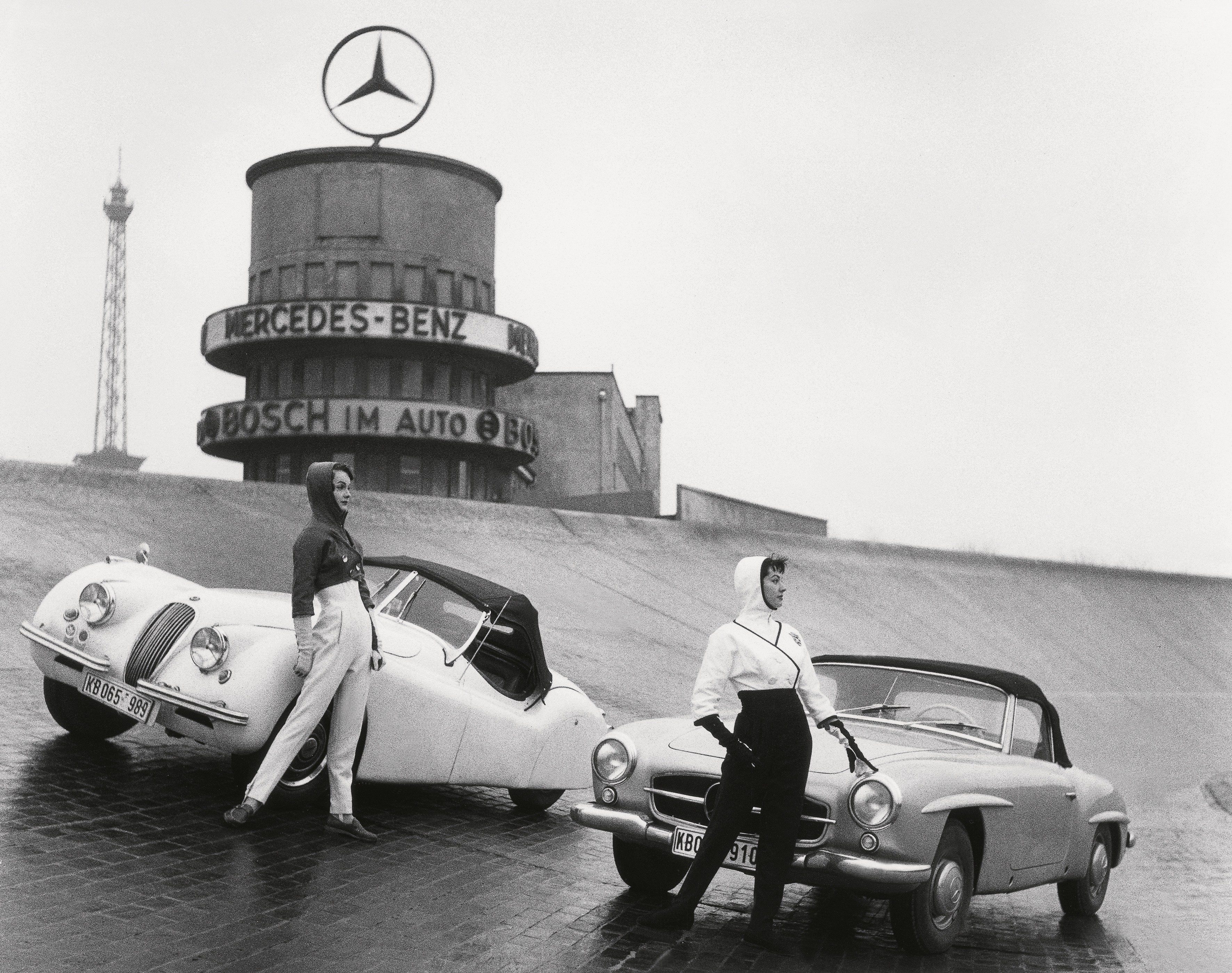 F.C. Gundlach, Après-Ski on the Avus, Berlin F.C. Gundlach, Après-Ski on the Avus, Berlin