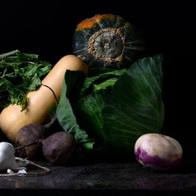 Dora Franco, Verduras con nabo y cebollas colgante II. From The bodegon series Dora Franco, Verduras con nabo y cebollas colgante II. From The bodegon series