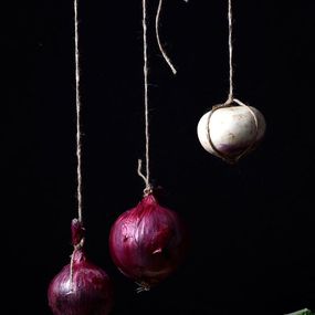 Dora Franco, Verduras con nabo y cebollas colgante II. From The bodegon series Dora Franco, Verduras con nabo y cebollas colgante II. From The bodegon series