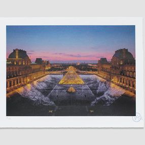 JR, JR au Louvre, 29 Mars 2019, Paris, France (19h45) JR, JR au Louvre, 29 Mars 2019, Paris, France (19h45)