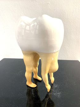 Artistic tooth, Hilbertas Jatkevicius
