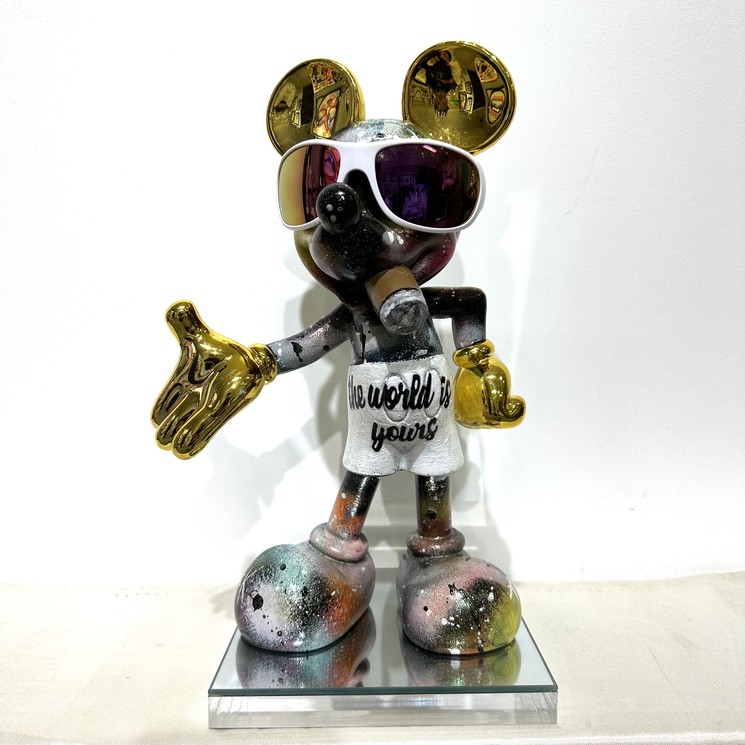 Louis Vuitton Mickey Mouse in 2023