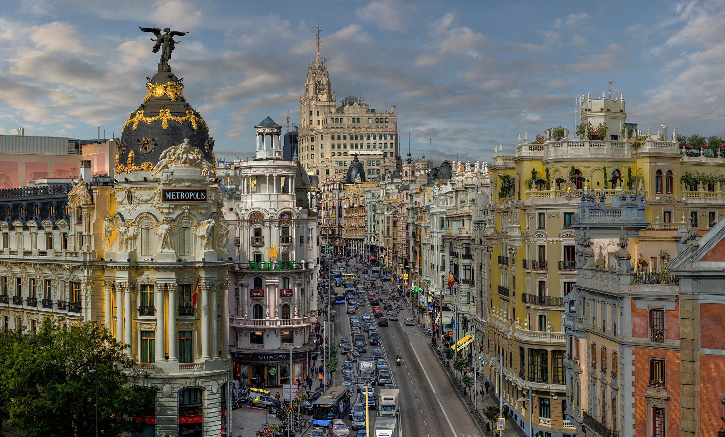 Leticia Felgueroso, Madrid, Gran Vía Otoño Leticia Felgueroso, Madrid, Gran Vía Otoño