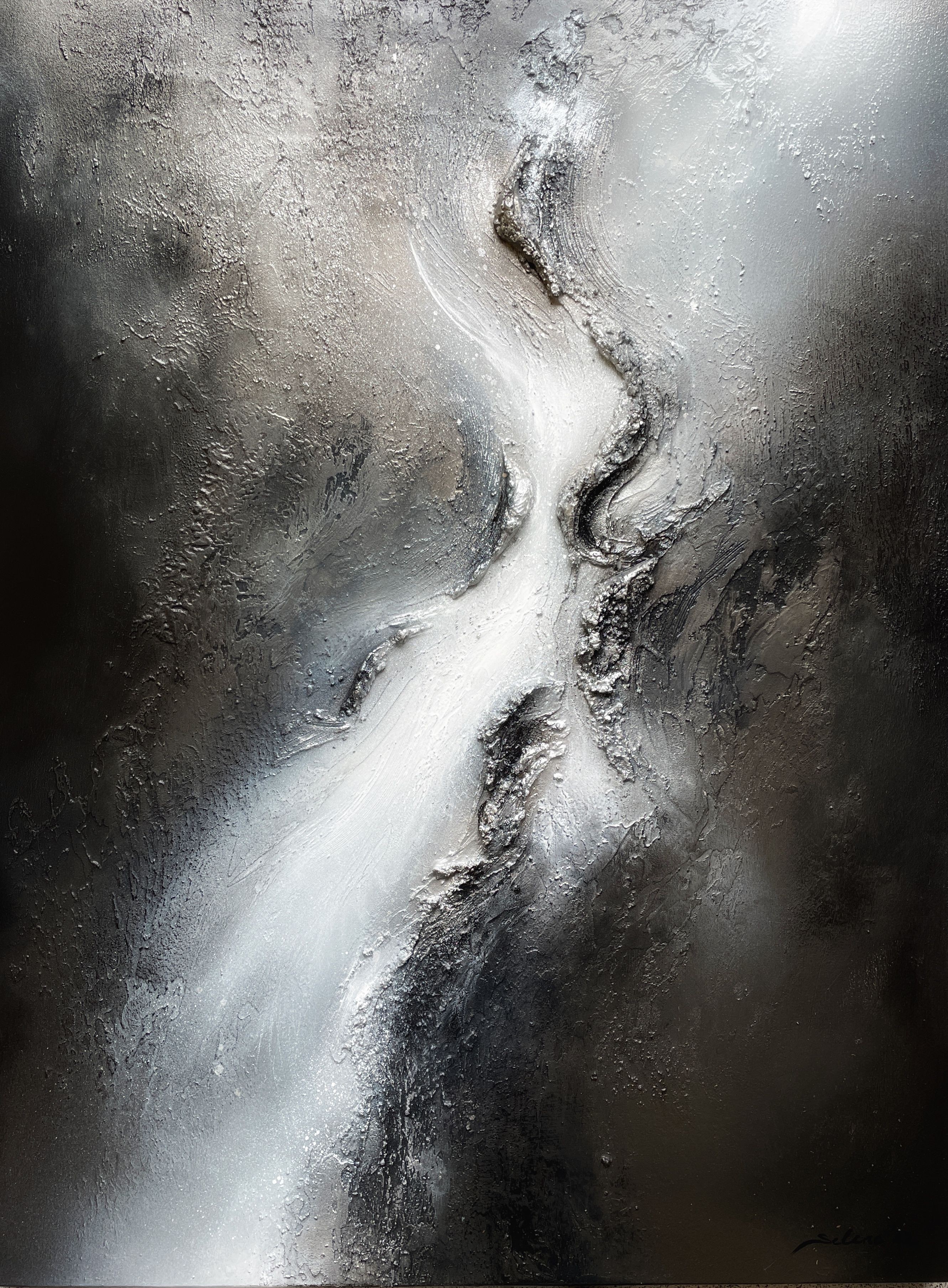 Selene Art, Living like water Selene Art, Living like water
