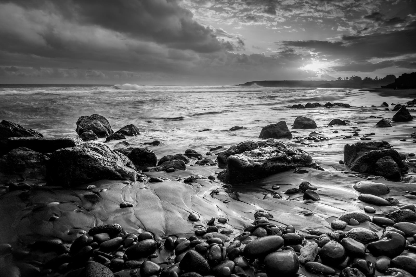 Jean-Guy Nakars, Dark Beach Jean-Guy Nakars, Dark Beach