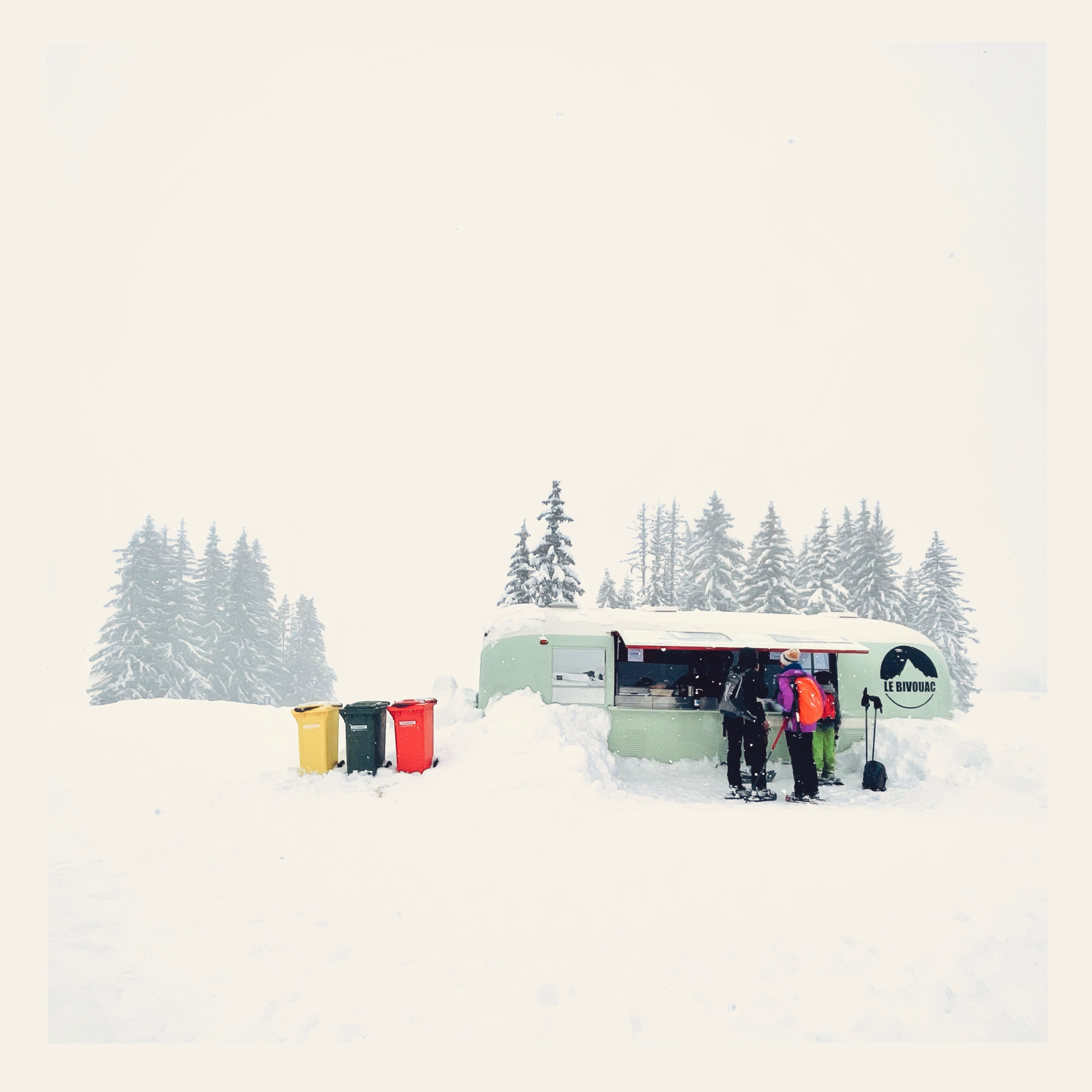 Adrianna MJW, Neiges Adrianna MJW, Neiges