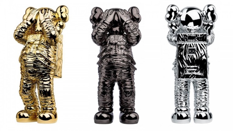 ▷ Holiday Space Figure Gold/Black/Silver Set by Kaws, 2020