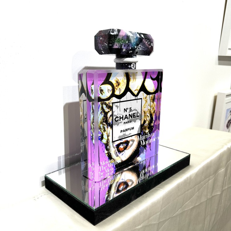 GALLERY  Celebrating 100 years of Chanel N5  the first perfume to ever  be advertised on TV  Life