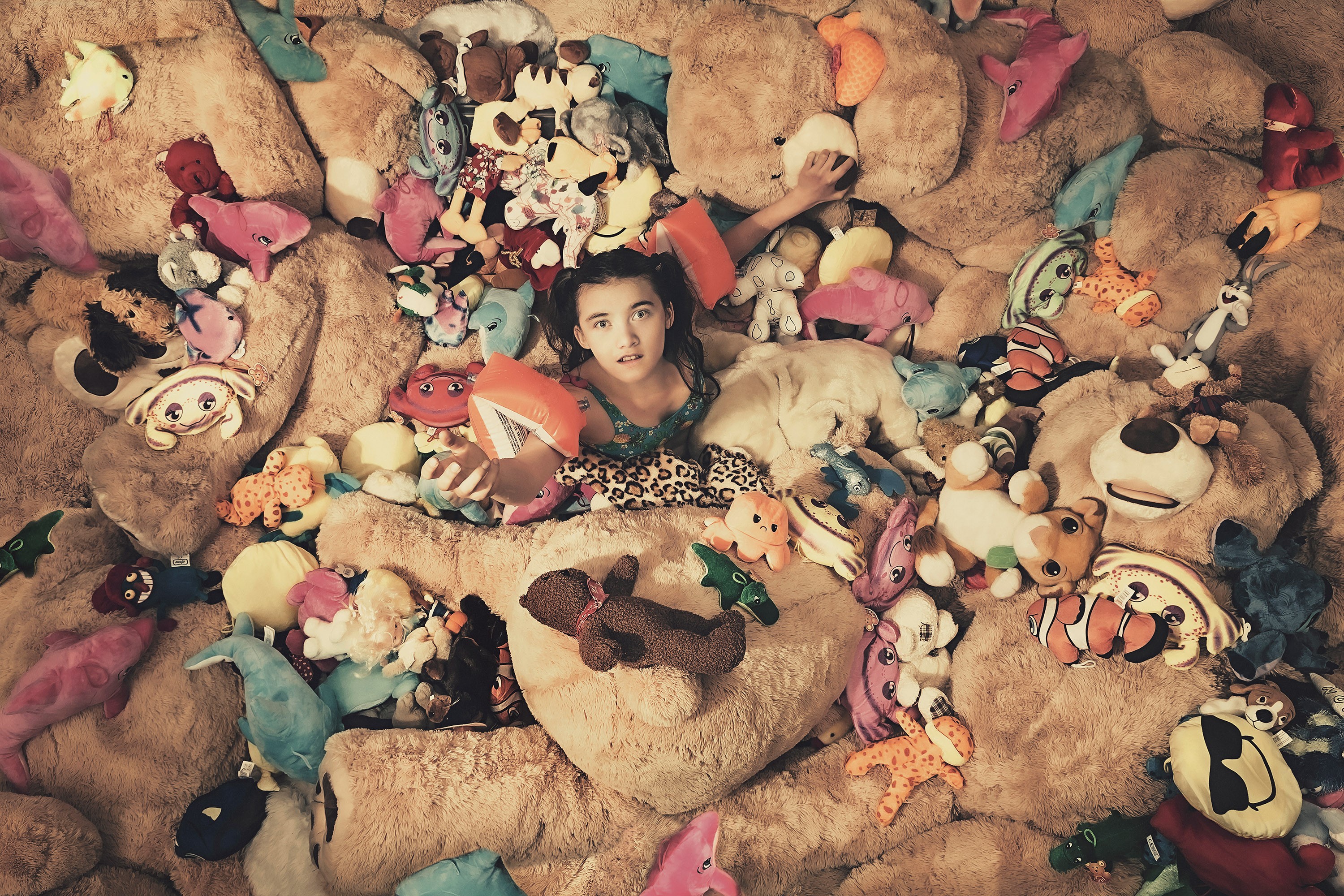 Idan Wizen, The drowning of consumption, teddy bear sauce Idan Wizen, The drowning of consumption, teddy bear sauce