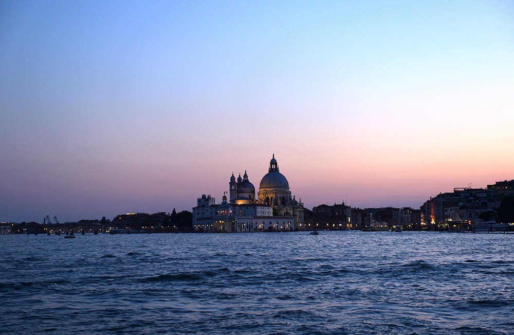 Feng Hatat, L'heure bleue à Venise Feng Hatat, L'heure bleue à Venise