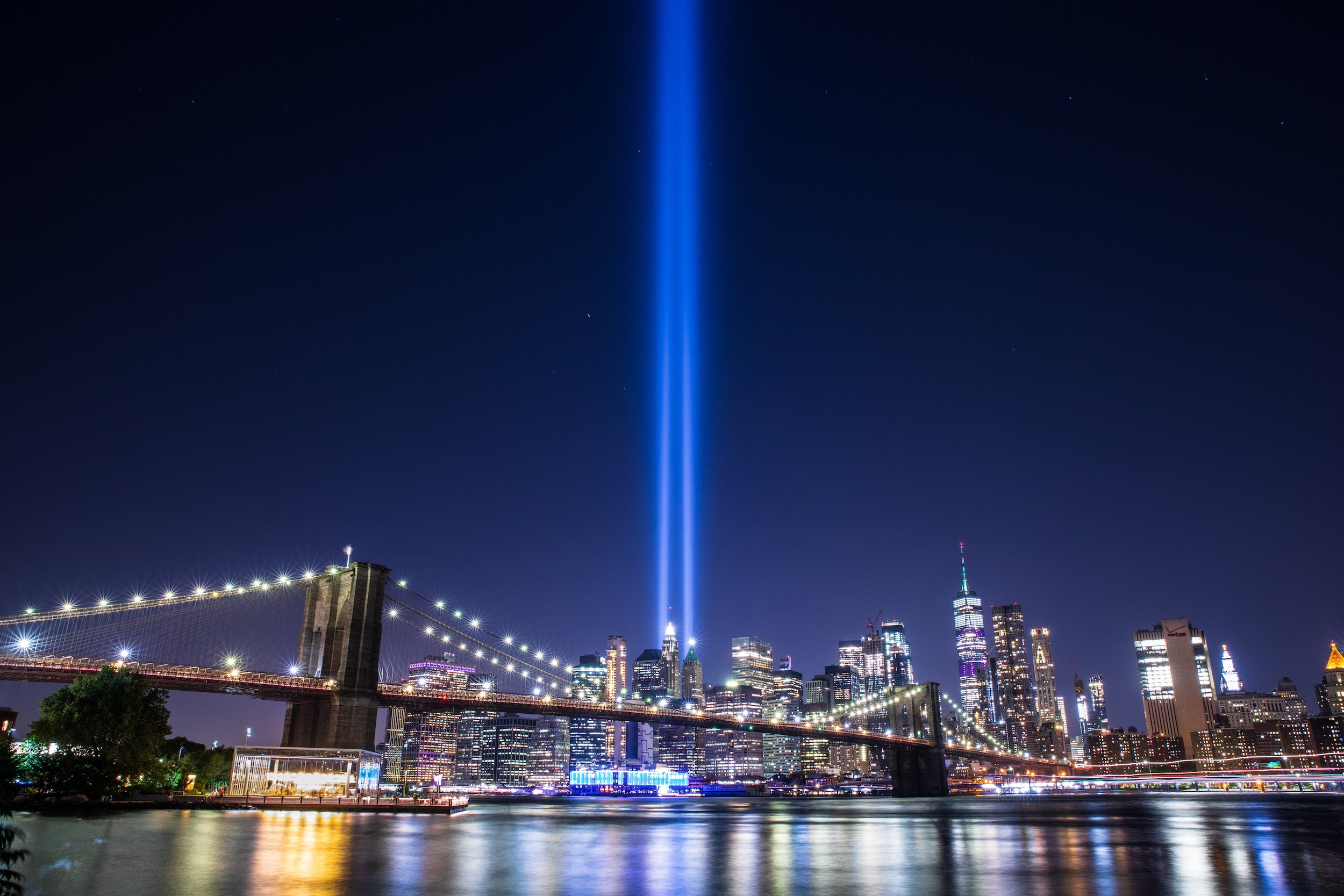 Gauthier Bouret, New York City, Tribute in light I Gauthier Bouret, New York City, Tribute in light I