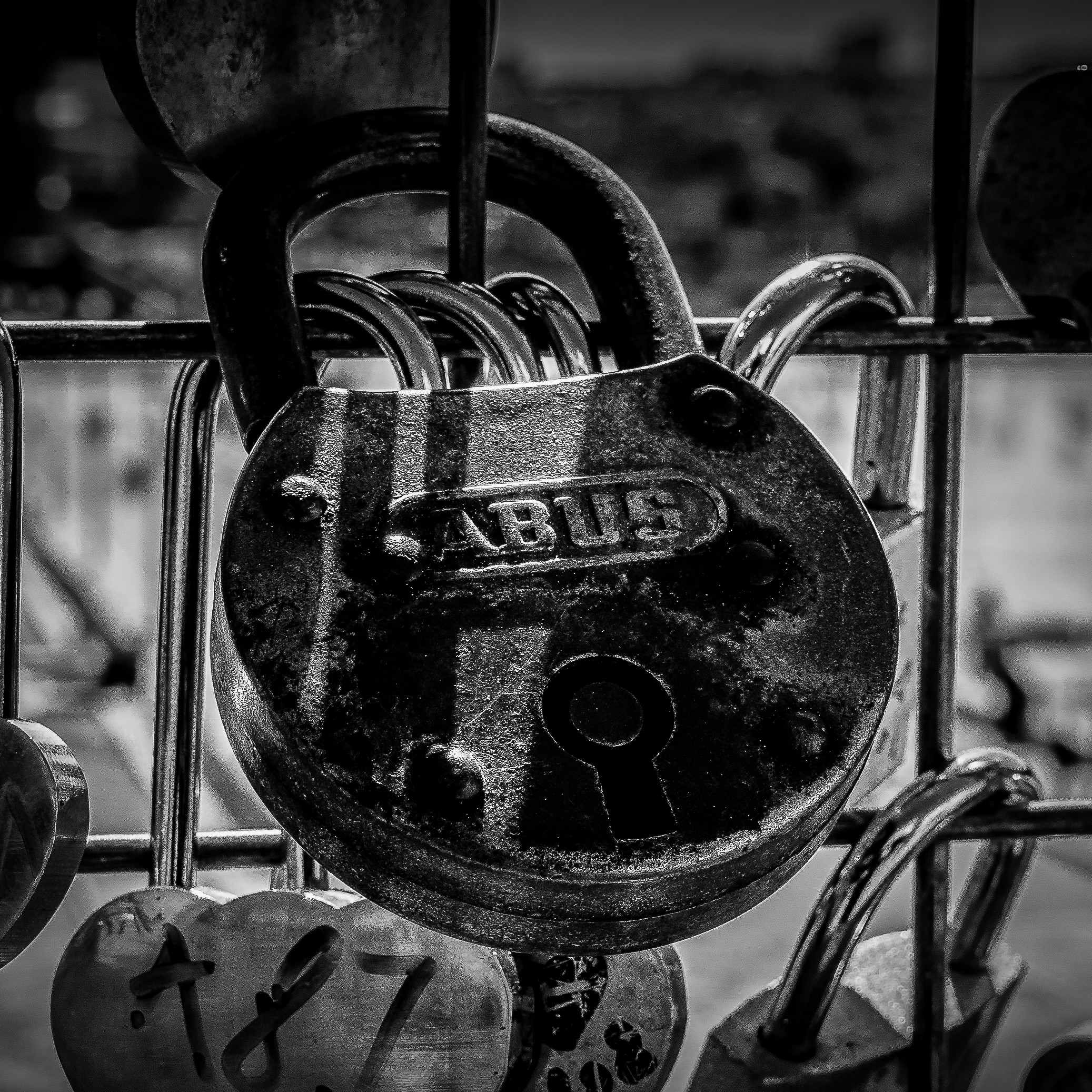 Jean-Guy Nakars, Abus Jean-Guy Nakars, Abus