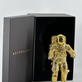 Diseño, Astronaut figure gold, Michael Kagan
