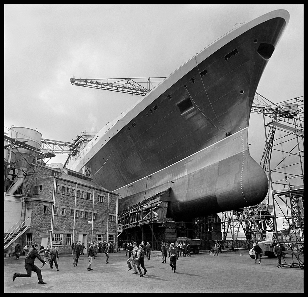 Arthur Steel, The QE II Arthur Steel, The QE II
