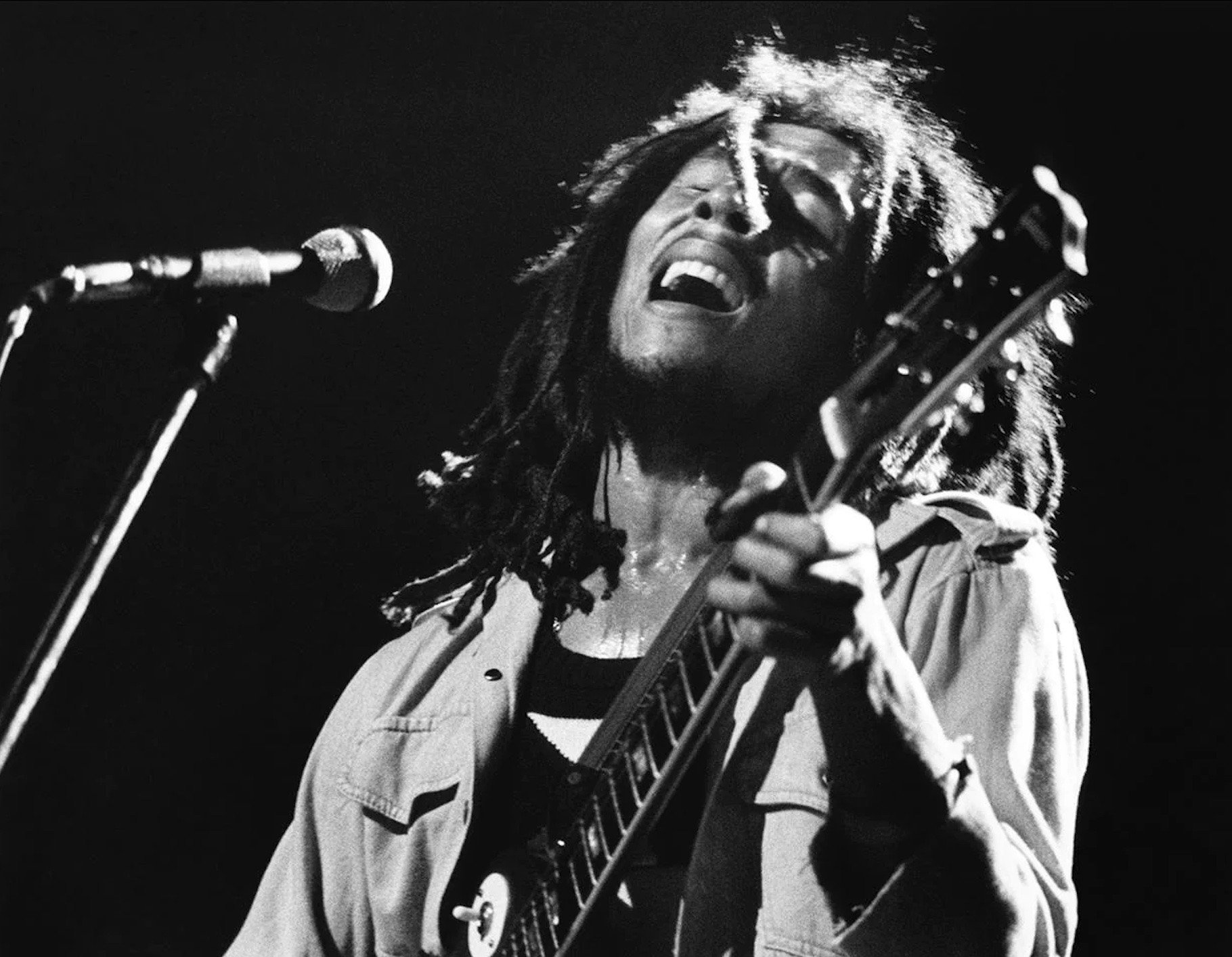 Bob Gruen, Bob Marley, Beacon Theater, New York City 1976 Bob Gruen, Bob Marley, Beacon Theater, New York City 1976