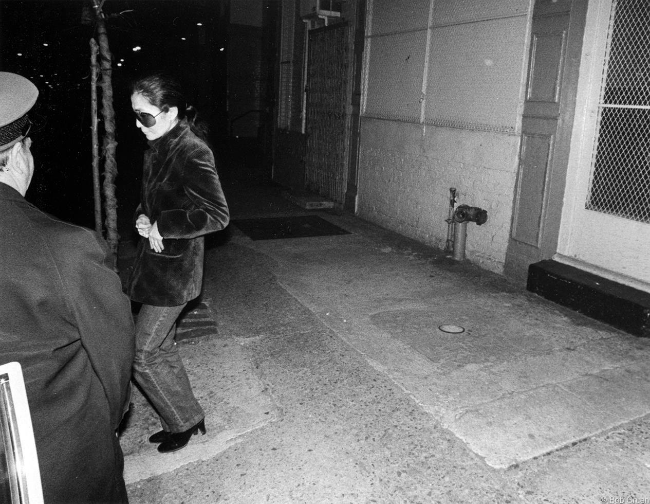Bob Gruen, Yoko Ono during recording of Season of Glass, Hit Factory, NYC 1981 Bob Gruen, Yoko Ono during recording of Season of Glass, Hit Factory, NYC 1981