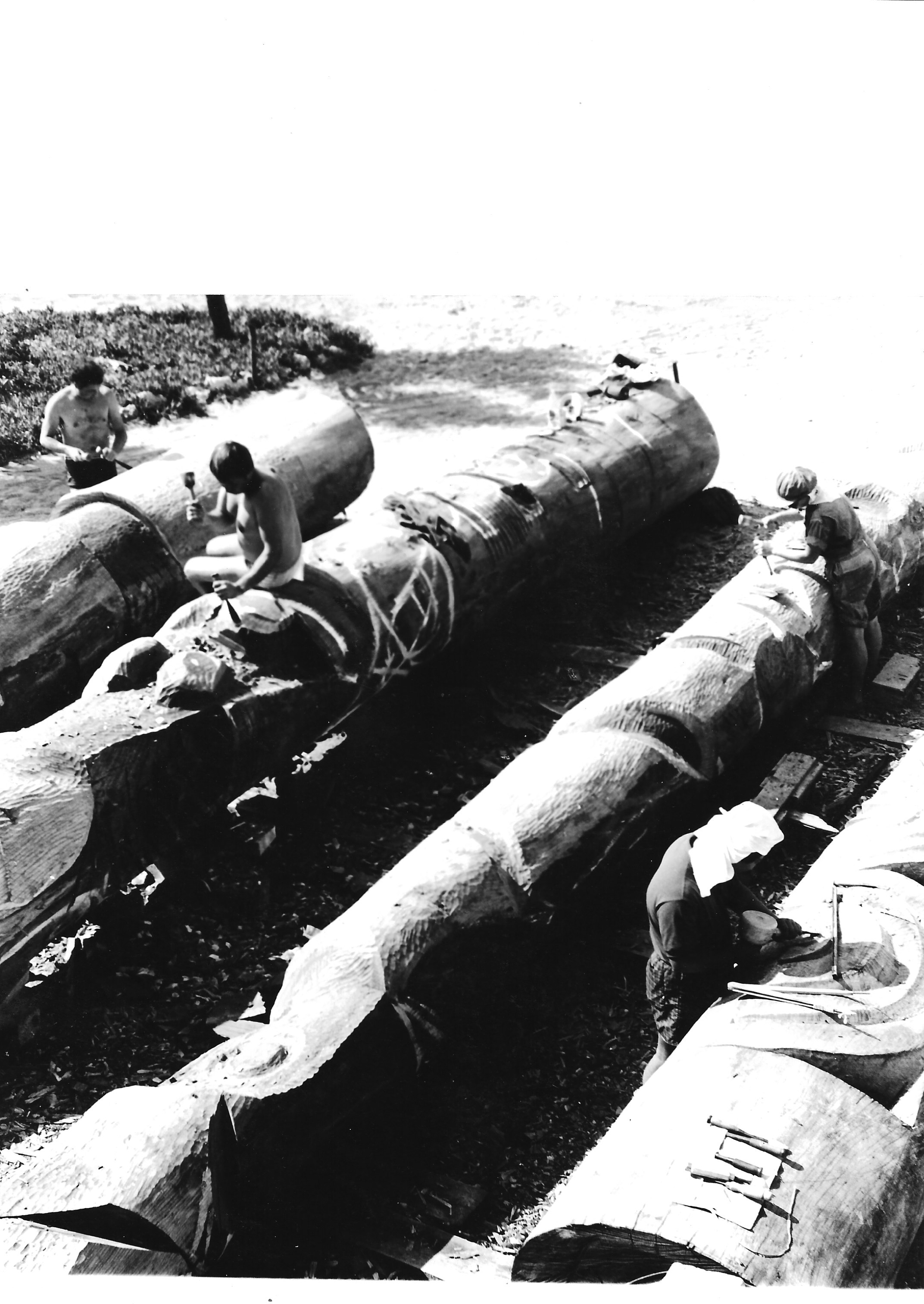 John Craven né Conte, Naissance Soleillonautes Sculpteurs bois d’Oboma monumental Musée des Sables John Craven né Conte, Naissance Soleillonautes Sculpteurs bois d’Oboma monumental Musée des Sables