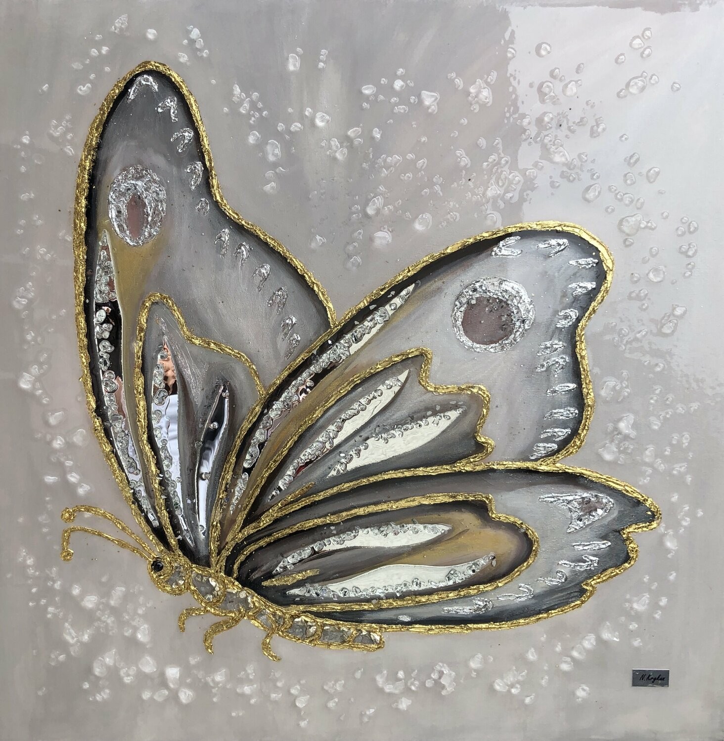 Nataliia Krykun, 3D gold silver mirror butterfly Nataliia Krykun, 3D gold silver mirror butterfly