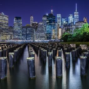 Photography, Éclats de Manhattan: Entre magie nocturne et vestiges maritimes, Gauthier Bouret