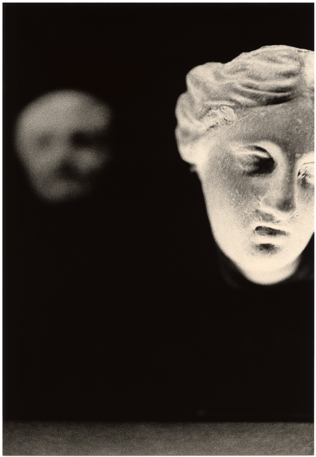 Mikael Siirilä, Untitled (two statues) Mikael Siirilä, Untitled (two statues)