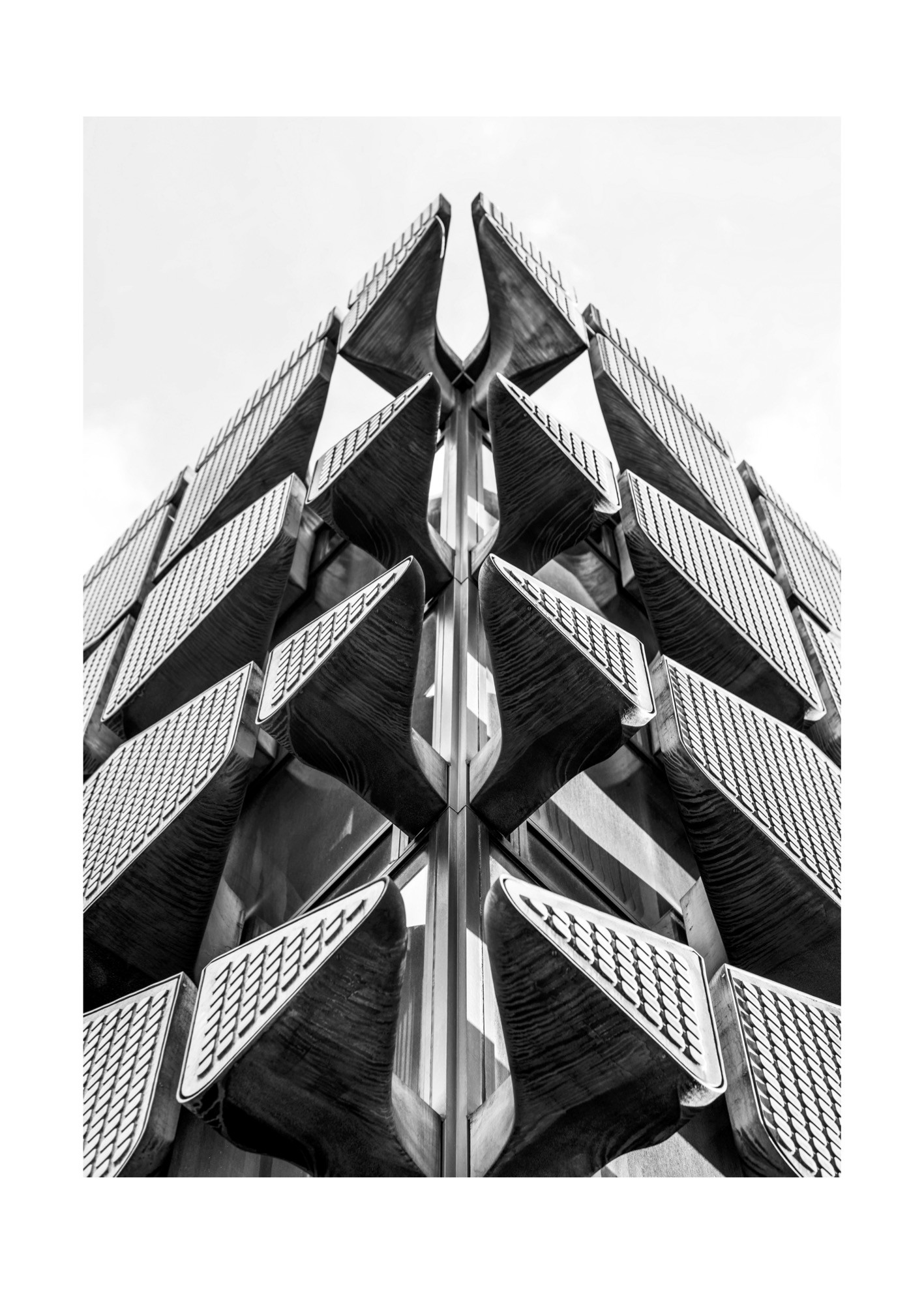 Claire Giraudeau, Urbain brutalisme - Photographie digigraphie (1) (7) Claire Giraudeau, Urbain brutalisme - Photographie digigraphie (1) (7)