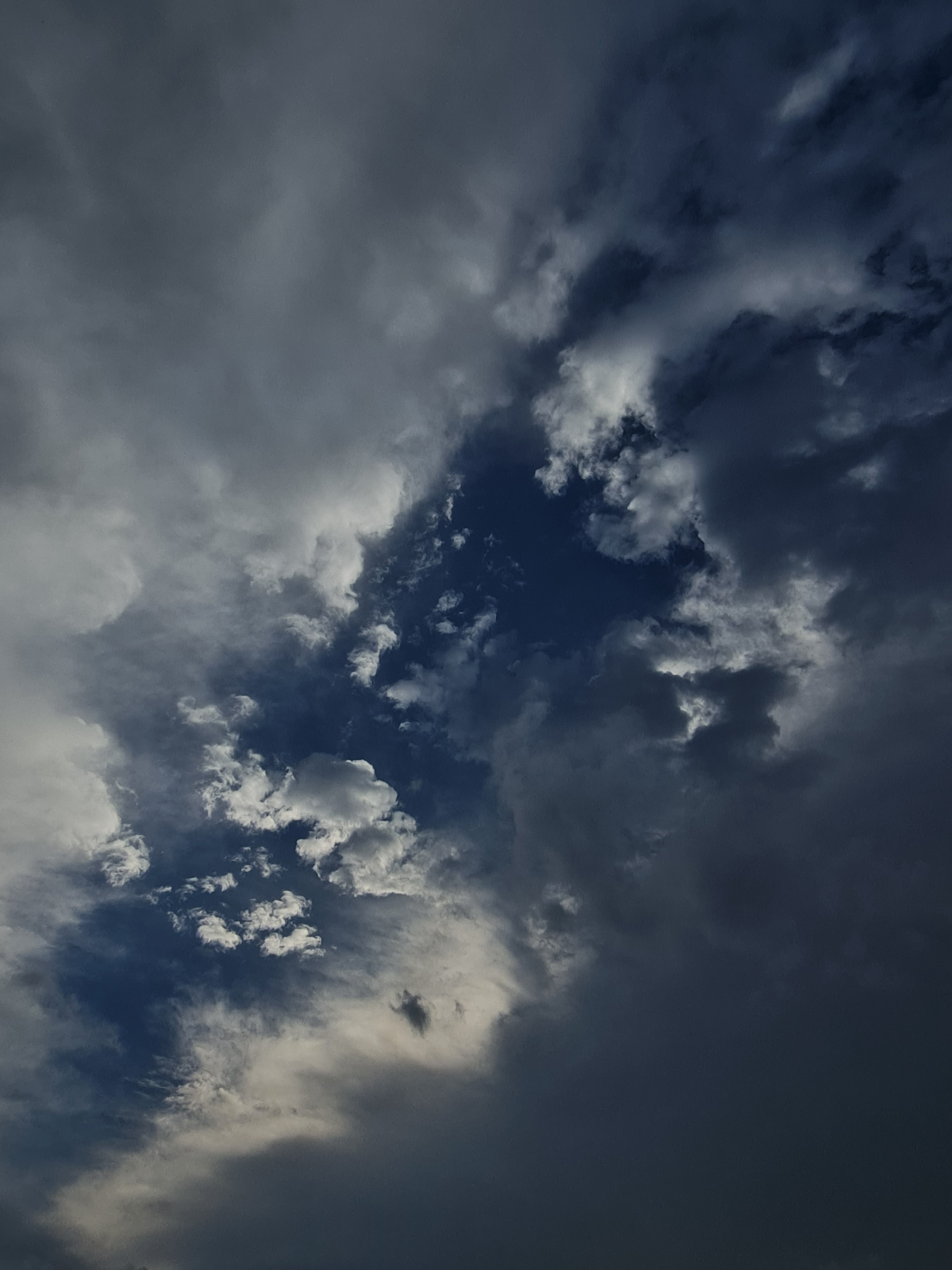 Jess Hon, Unique Cloud Formations Jess Hon, Unique Cloud Formations